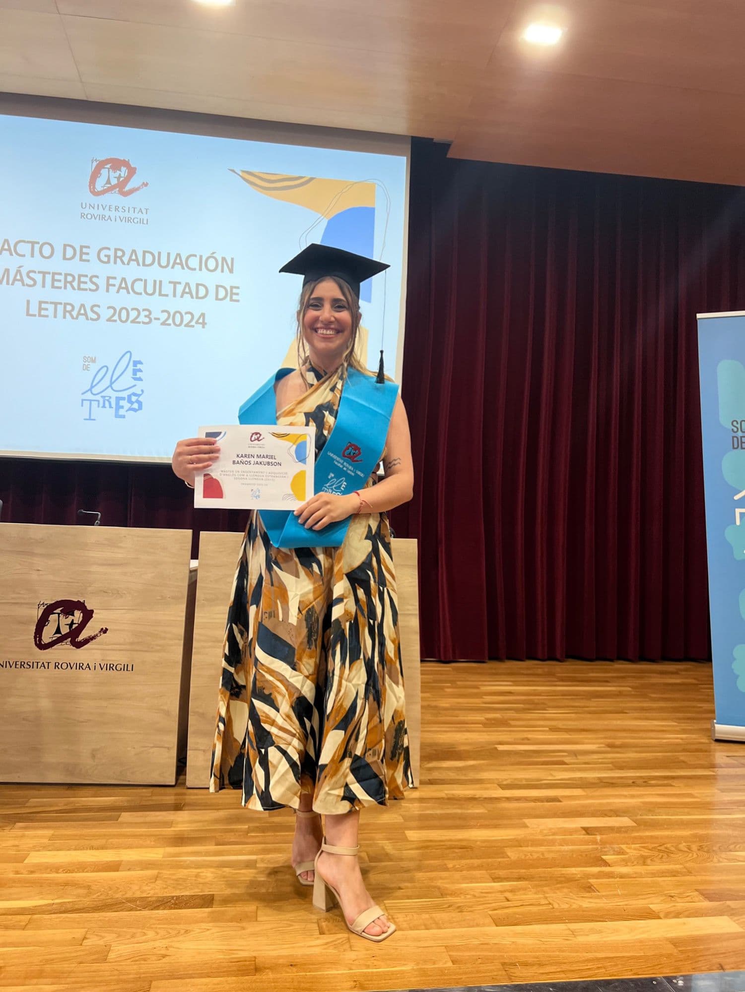 Universidad y graduación 4